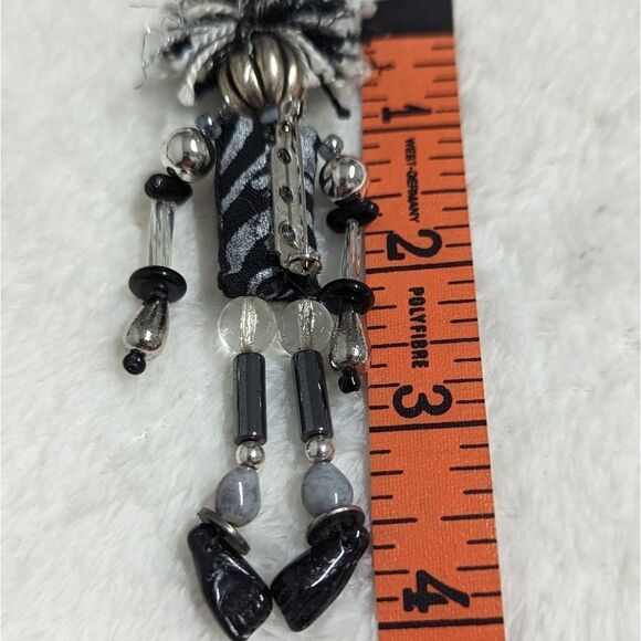 Vintage Artisan Made Rag Doll Brooche w/ Glass and Silver Beads - Picture 5 of 7